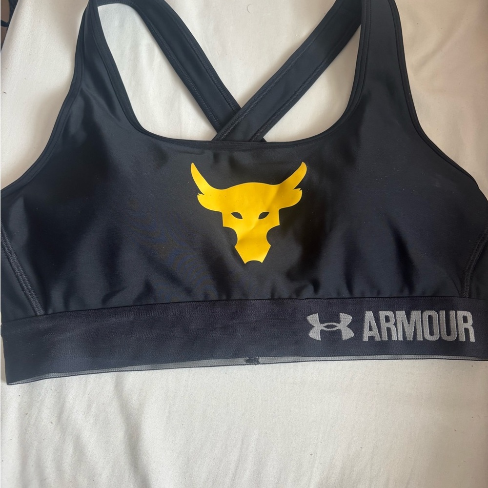 Under Armour Black Sports Bra size medium